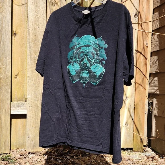 EUC Unisex XXL Black Tshirt - GAS MASK - Picture 7 of 7